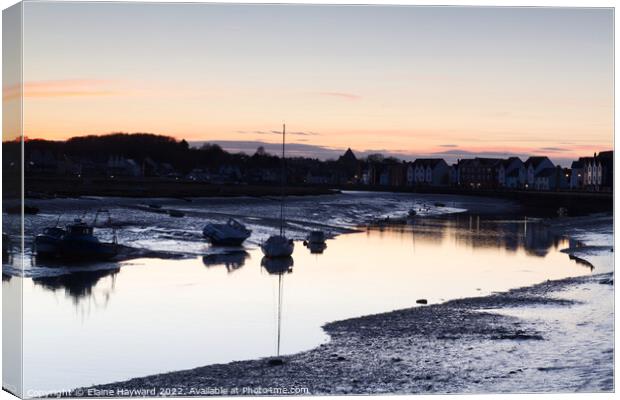 Wivenhoe sunset Canvas Print by Elaine Hayward