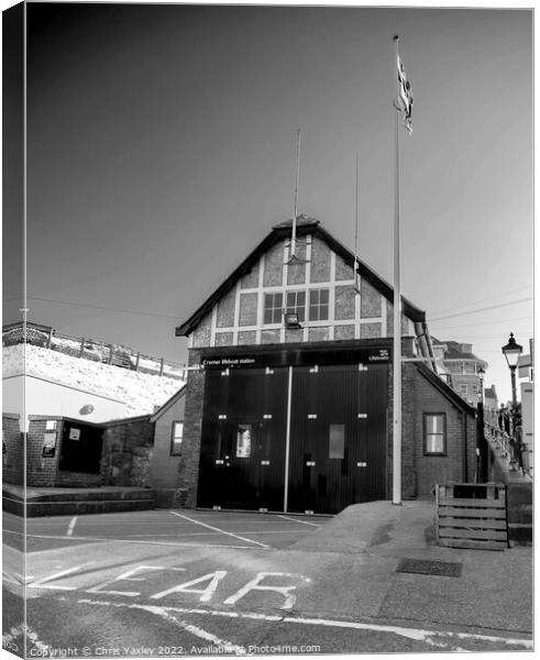 The old RNLI lifeboat station, Cromer Canvas Print by Chris Yaxley