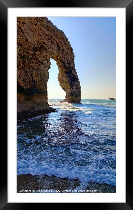 Durdle door dorset  Framed Mounted Print by Les Schofield