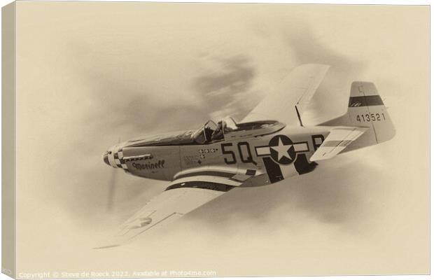 North American P51D Mustang Sweeps Across The Sky. Canvas Print by Steve de Roeck