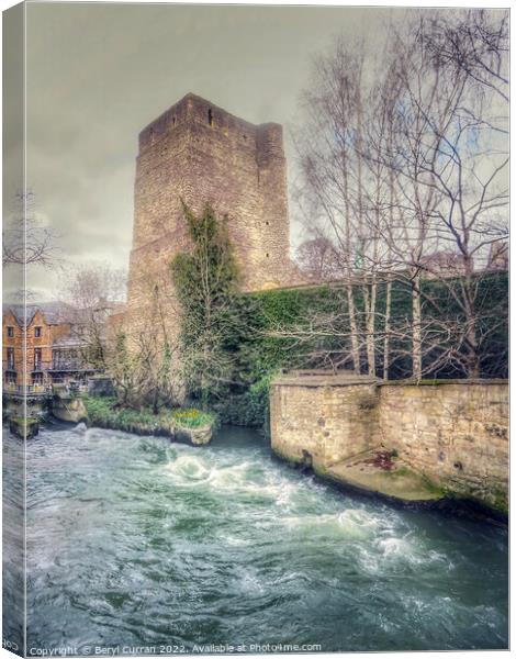 Majestic Remains of Oxford Castle Canvas Print by Beryl Curran