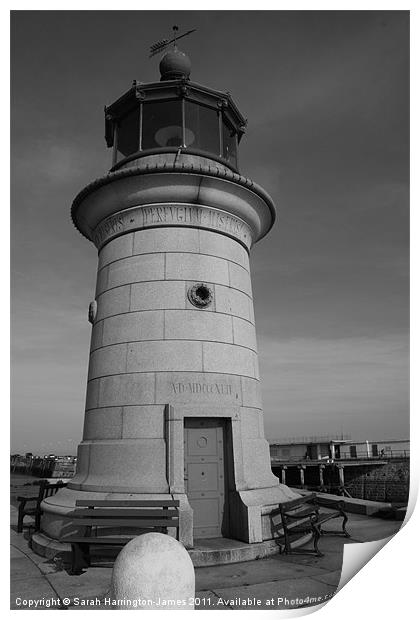 Lighthouse at Ramsgate harbour entrance Print by Sarah Harrington-James