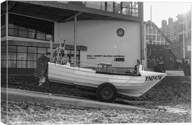 Traditional sea fishing boat outside the RNLI Henry Blogg Museum, Cromer Canvas Print by Chris Yaxley