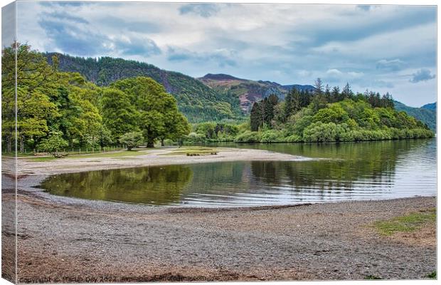 Majestic View of Derwentwater Canvas Print by Martin Day