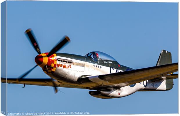North American P51D Wee Willy II Close Fly By. Canvas Print by Steve de Roeck