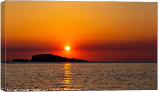 Orange sunset over s sea  Canvas Print by Sergey Fedoskin