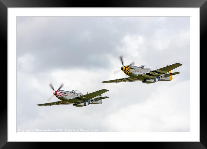 Mustang Formation. Framed Mounted Print by Steve de Roeck