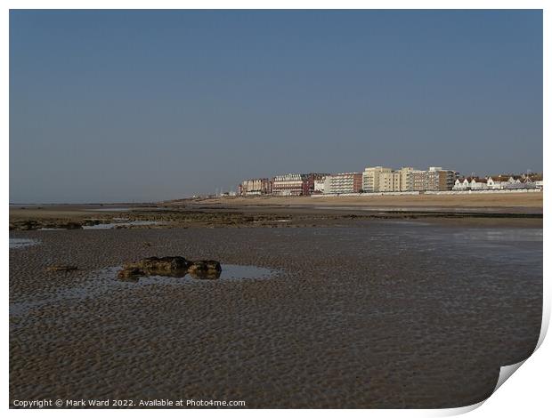 Bexhill from the beach at low tide. Print by Mark Ward