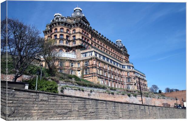 The Grand hotel, Scarborough. Canvas Print by john hill
