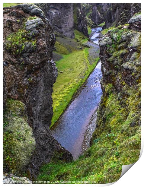 A large Canyon over a rocky cliff. Print by Hörður Vilhjálmsson
