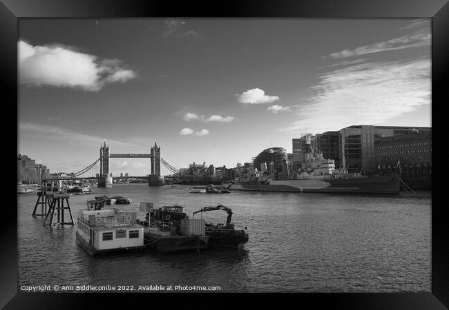Up the thames towards tower bridge in black and white Framed Print by Ann Biddlecombe