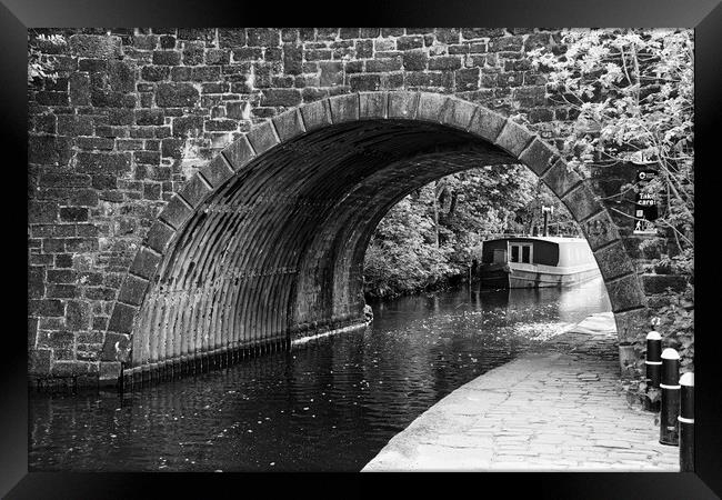 Sowerby Bridge Canal Framed Print by Glen Allen