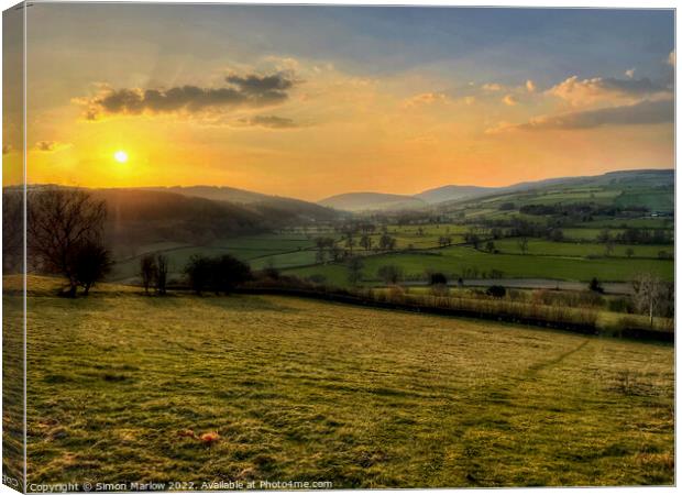 Evening light in South Shropshire Canvas Print by Simon Marlow
