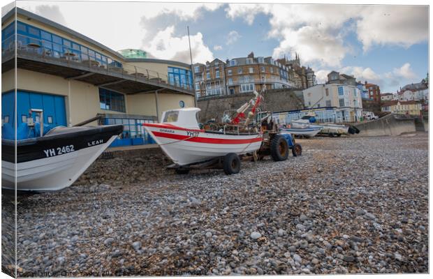Cromer Seafront Canvas Print by Chris Yaxley