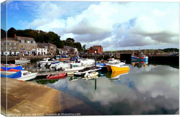 Padstow, Cornwall. Canvas Print by john hill