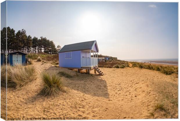 Wooden beach hut Canvas Print by Chris Yaxley