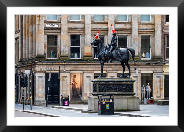 The Duke of Wellington, Glasgow. Framed Mounted Print by Rich Fotografi 