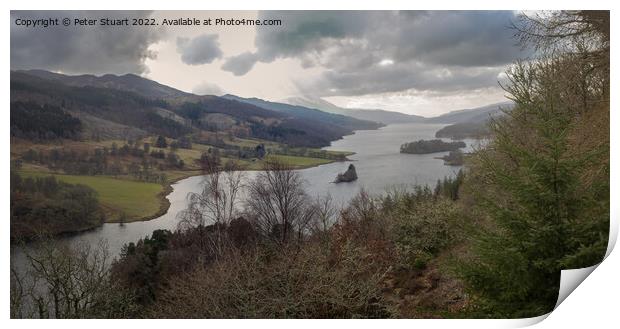 The Queens view at Loch Tummel near Pitlochry in Scotland Print by Peter Stuart