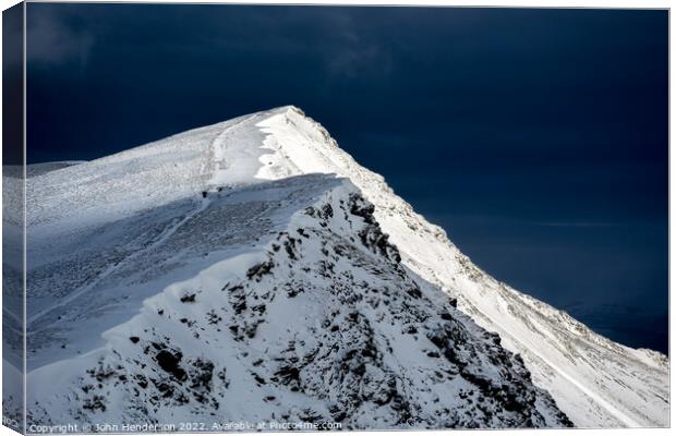 Blencathra summit ridge Canvas Print by John Henderson