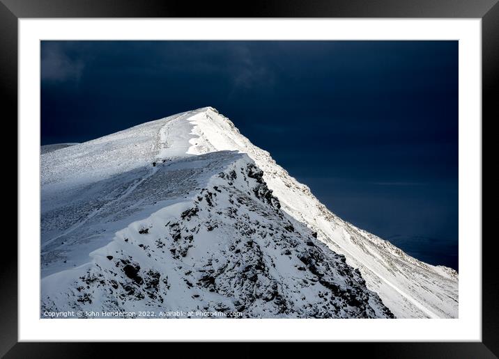 Blencathra summit ridge Framed Mounted Print by John Henderson