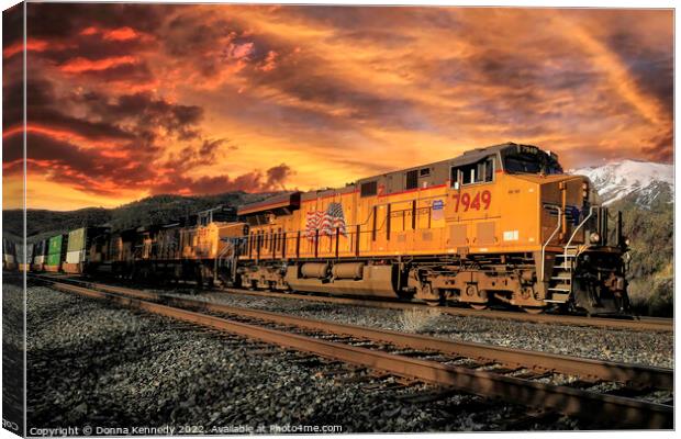 7949 Sunset Arrival Canvas Print by Donna Kennedy