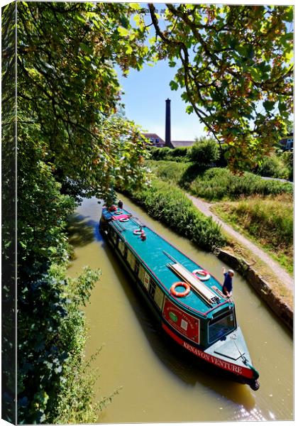 The Kennet & Avon Canal, Devizes, Wiltshire, UK Canvas Print by Andrew Harker
