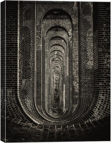 Oust Valley Viaduct. Canvas Print by Angela Aird