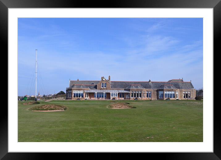 Royal Troon G.C 18th green and clubhouse Framed Mounted Print by Allan Durward Photography