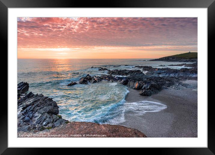 A beautiful colourful sunset over Little Fistral i Framed Mounted Print by Gordon Scammell