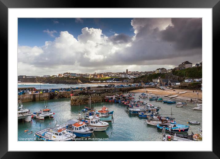 Fishing boats moored in the picturesque Newquay Ha Framed Mounted Print by Gordon Scammell