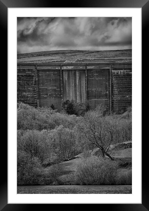 Baiting's Reservoir Dam Wall - Mono Framed Mounted Print by Glen Allen