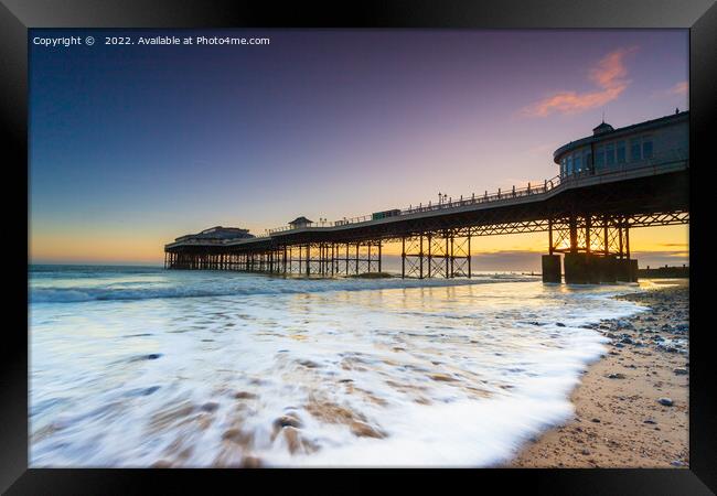 Cromer pier at sunrise on a clear sky morrning  wi Framed Print by Richard O'Donoghue