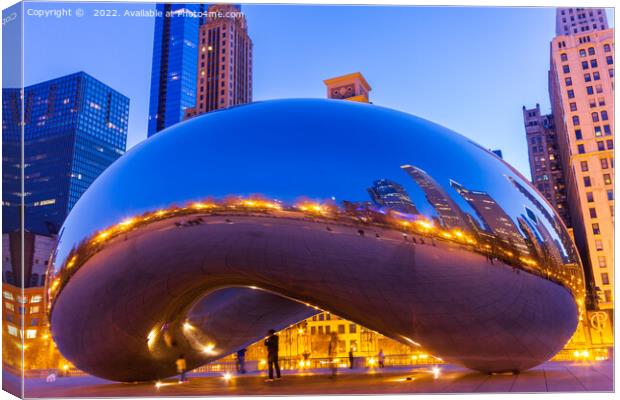 The Bean in Chicago, Illinois during blue hour on  Canvas Print by Richard O'Donoghue