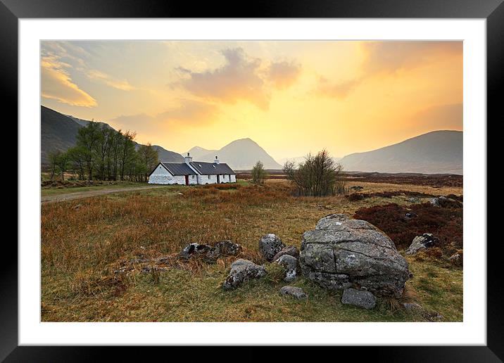 Black rock cottage Sunset Framed Mounted Print by Grant Glendinning