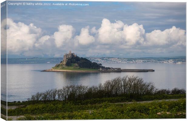 Early Morning at St Michael's mount Cornwall Canvas Print by kathy white