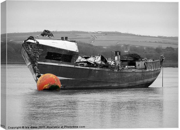 Ship Wreck In The River Taw Canvas Print by Images of Devon