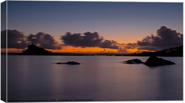 Sunset over St Michaels Mount Cornwall  Canvas Print by Anthony miners