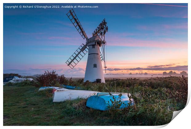 Thurne Mill at Sunrise Print by Richard O'Donoghue