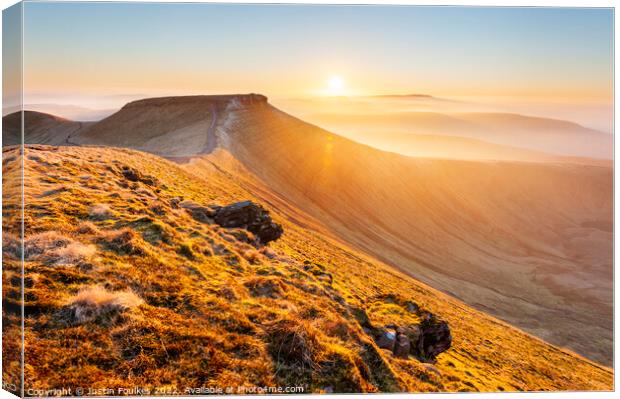 Sunset over Corn Du, from Pen Y Fan, Brecon Beacon Canvas Print by Justin Foulkes