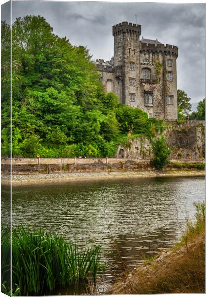 Kilkenny Castle At River Nore In Ireland Canvas Print by Artur Bogacki