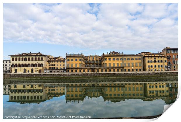 The palaces on the banks of the Arno River in Florence, Italy Print by Sergio Delle Vedove