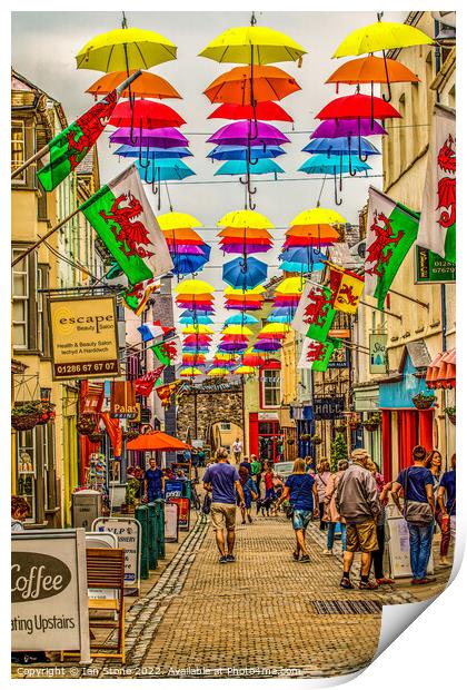 Umbrella Stroll in Caernarfon Print by Ian Stone