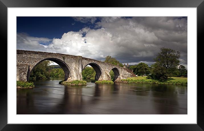 Stirling bridge Framed Mounted Print by Grant Glendinning