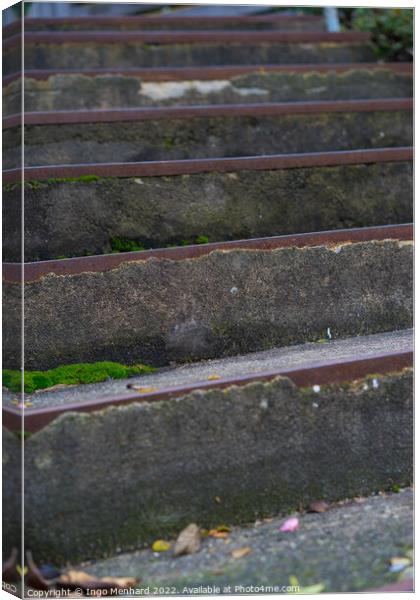 Closeup shot of stairs Canvas Print by Ingo Menhard