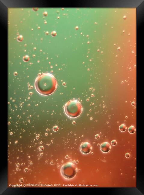 Christmas Bubbles - Water and Oil Abstract Framed Print by STEPHEN THOMAS
