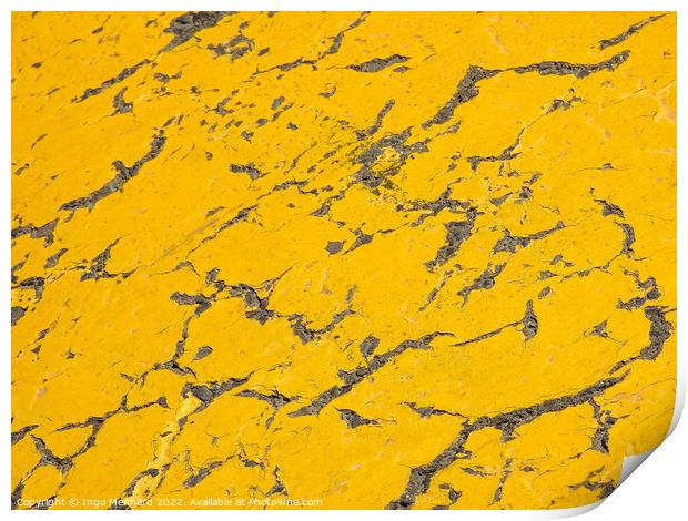 A closeup shot of yellow cracked surface Print by Ingo Menhard