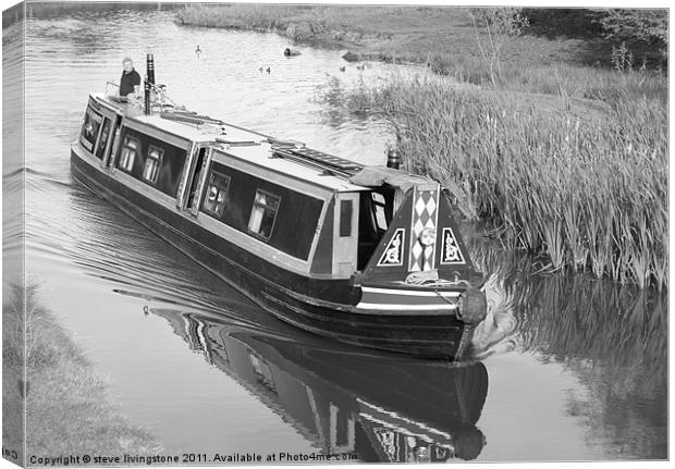 narrow boat on Macclesfield canal Canvas Print by steve livingstone