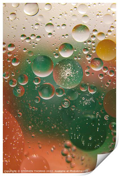 Bubbles in Bubbles in Bubbles... - Water and Oil Abstract Print by STEPHEN THOMAS