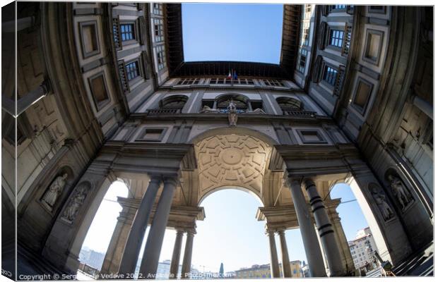 the uffizi building in Florence, Italy Canvas Print by Sergio Delle Vedove