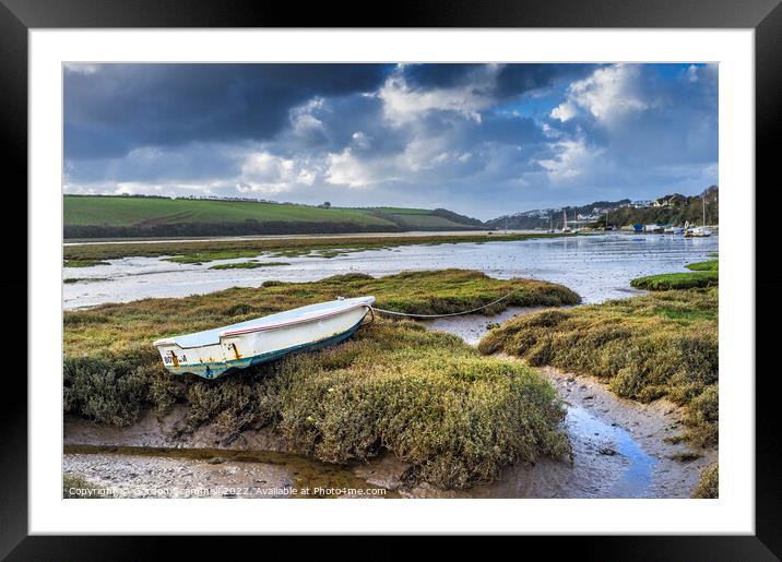 The Gannel in Newquay, Cornwall. Framed Mounted Print by Gordon Scammell